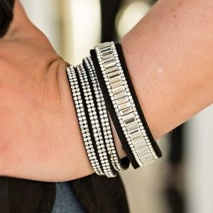 Black Snap Wrap Bracelet - Just in Showtime
